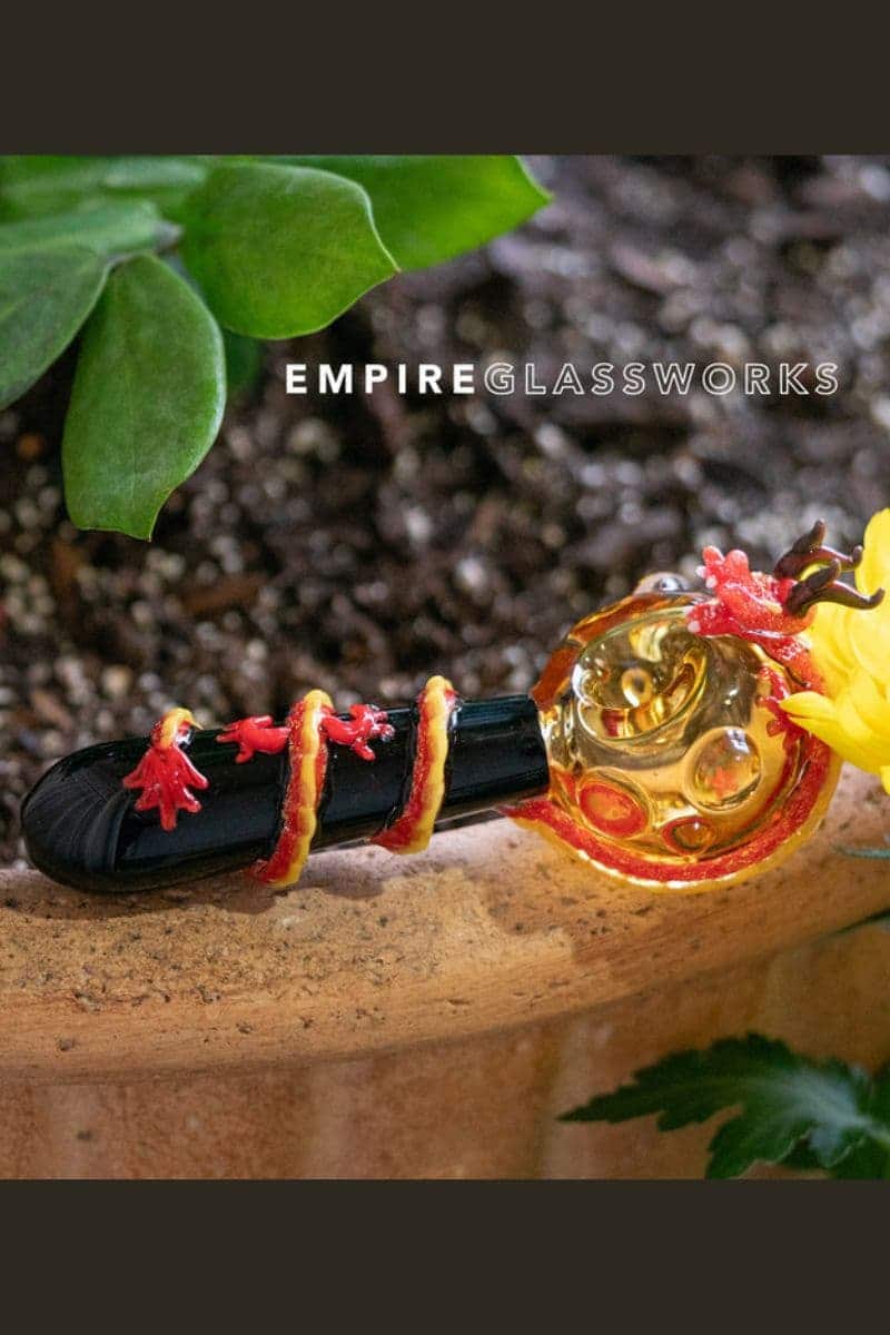 Empire Glassworks - 6&#39;&#39; Dragon Glass Spoon Pipe